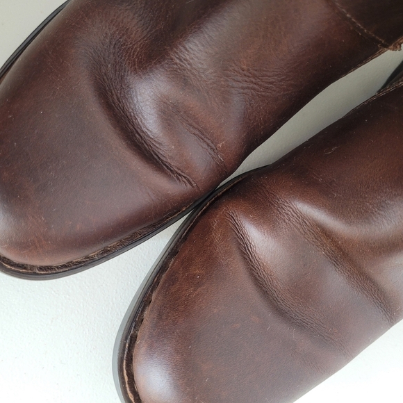 Born Women's Menswear-Inspired Dark Brown Distressed Chaval Booties - Size 9.5 - Picture 15 of 15